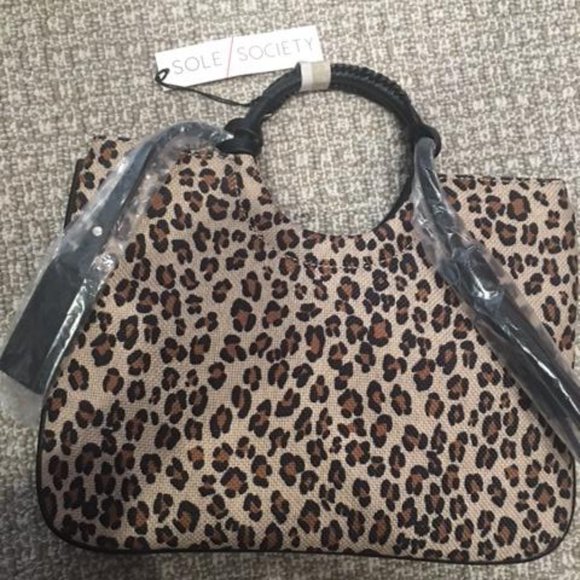 Sole Society Handbags - Sole Society Leopard Print Wristlet - NWT